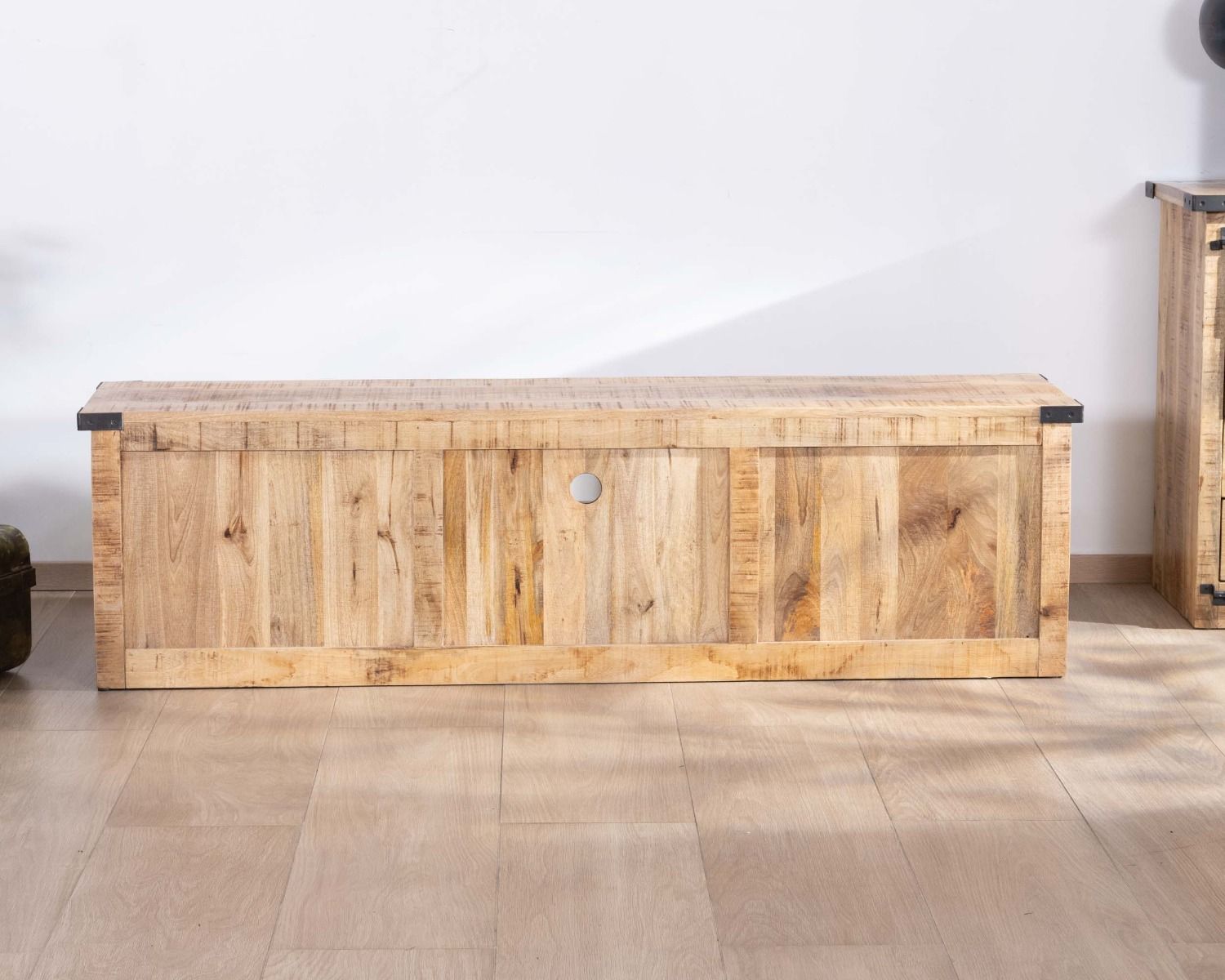 Meuble TV 160 cm porte coulissante métal et bois "Caractère"
