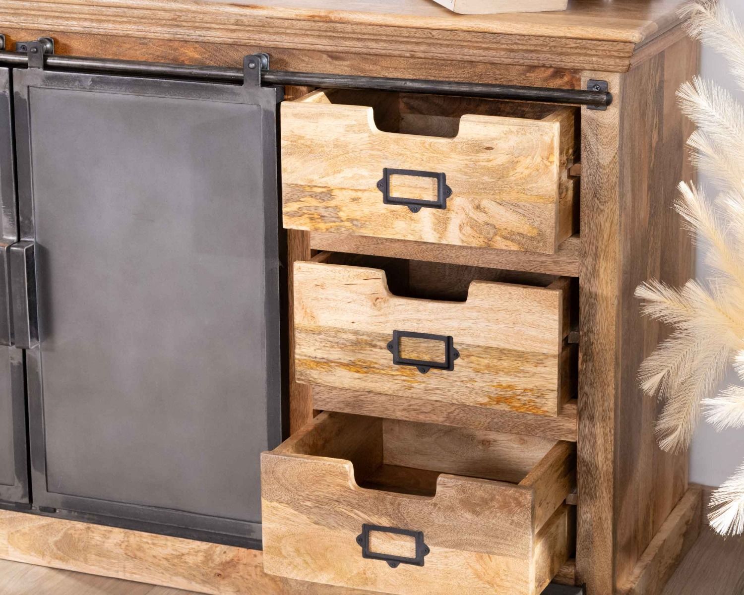 Enfilade style factory en bois massif et métal "Haden"