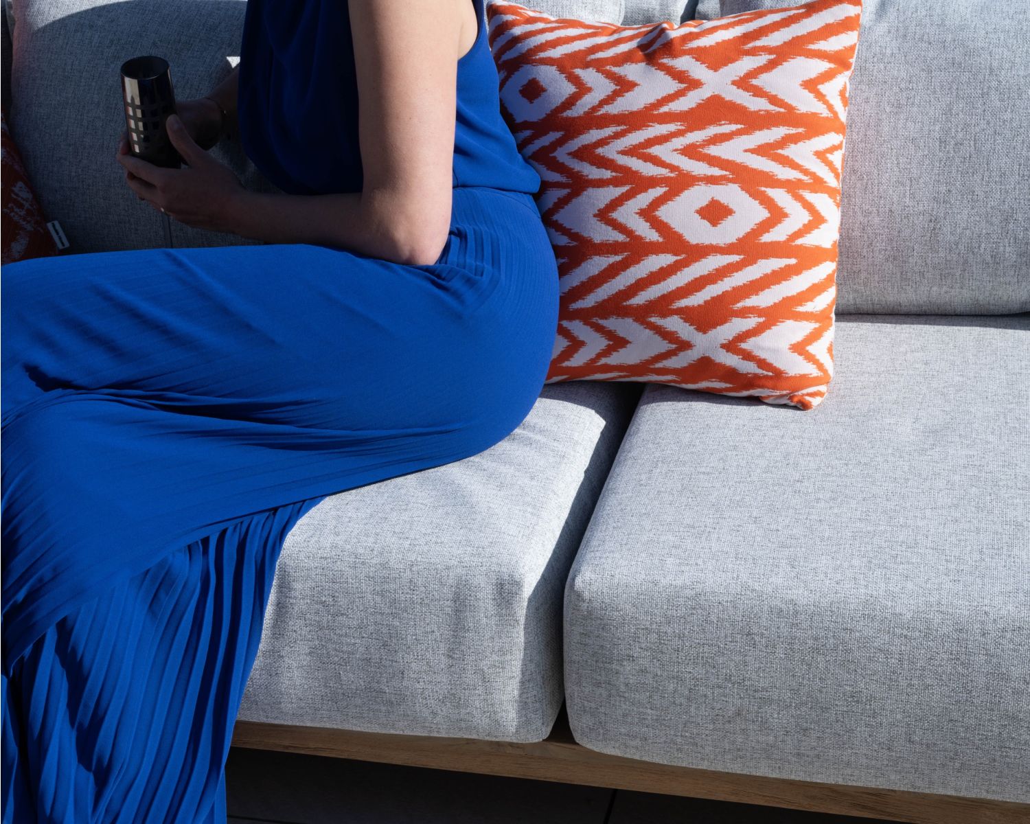 Grand canapé modulaire 5 places de jardin "Eclipse" avec tablette d'angle en teck