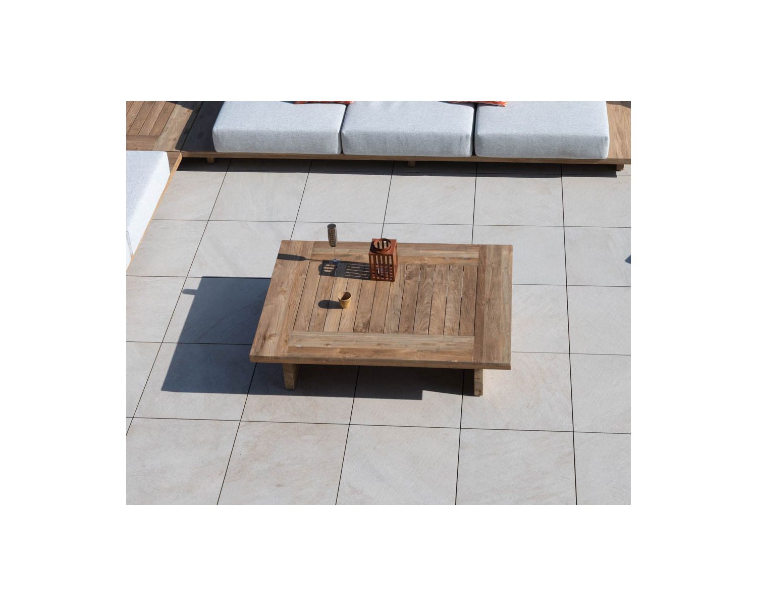 Grande table basse design japandi spéciale extérieur en teck "Eclipse" 140 cm