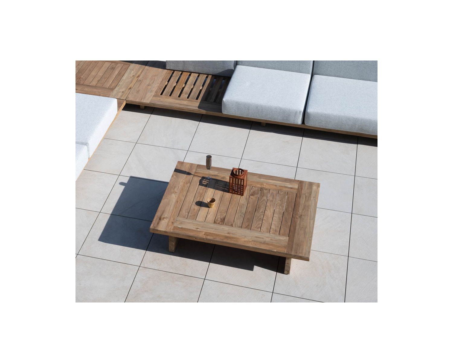 Grande table basse design japandi spéciale extérieur en teck "Eclipse" 140 cm