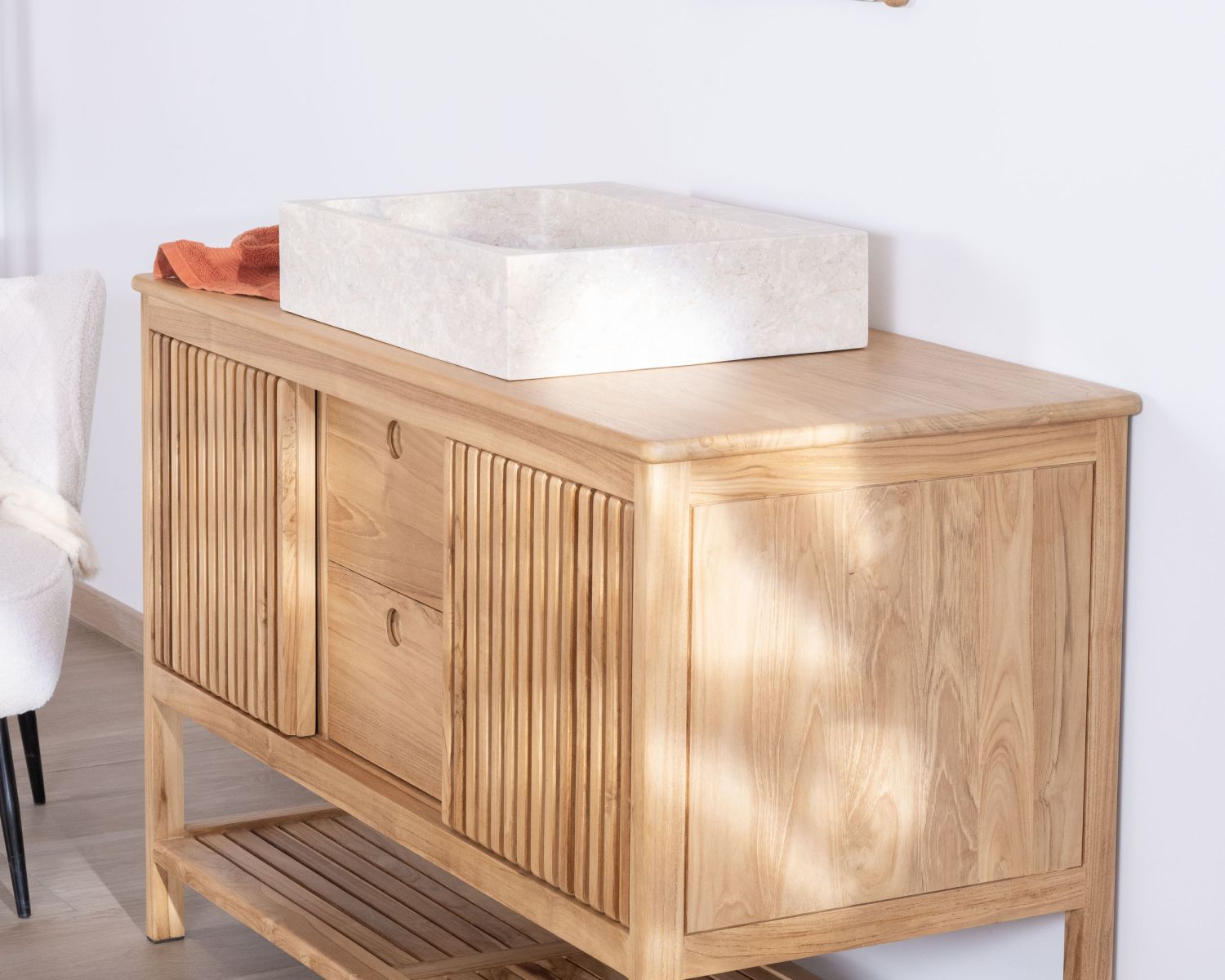 Meuble sous vasque 120 cm en teck 2 portes coulissantes "Bulle"