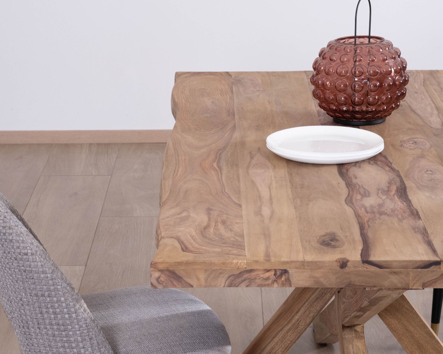 Table de repas 180 cm plateau naturel et pieds croix "Enoa" 100% palissandre