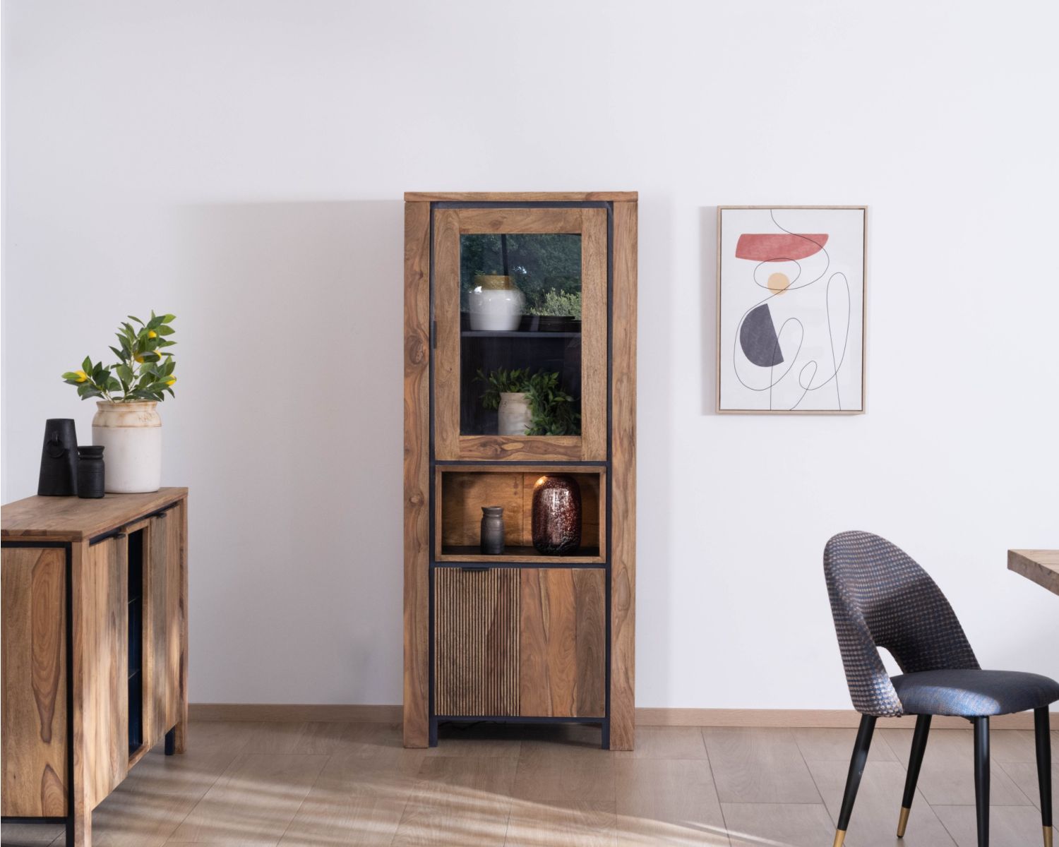 Colonne vitrée en palissandre "Enoa" avec rétroéclairage