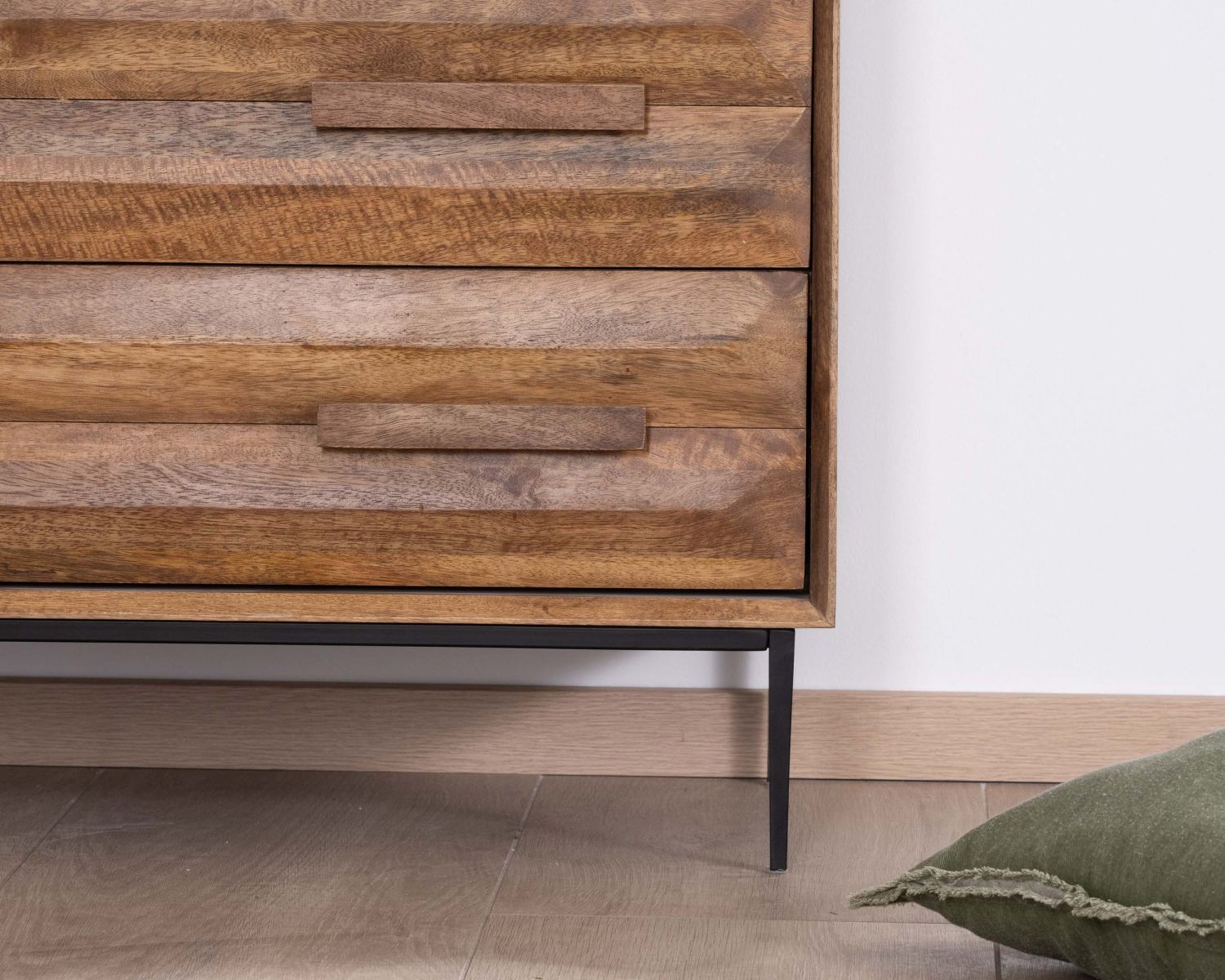 Commode 4 tiroirs grande largeur "Presto" en manguier style rétro