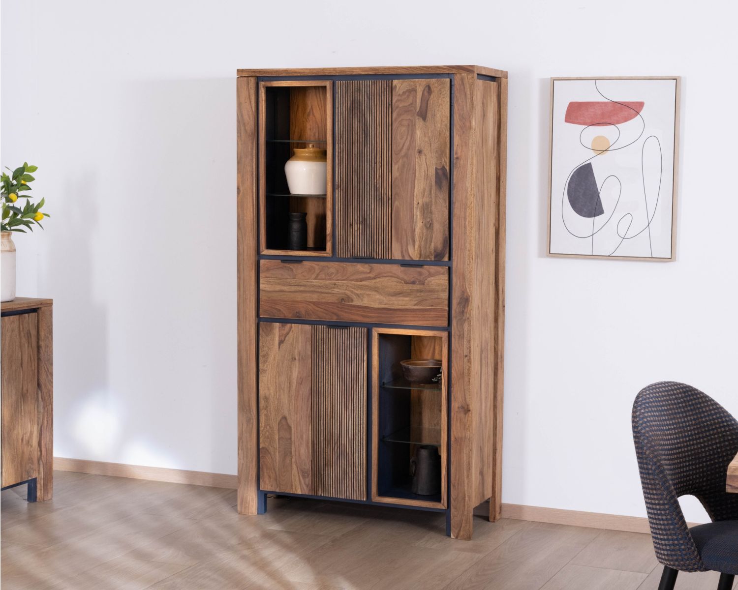 Argentier avec éclairage intérieur et étagères verre "Enoa" en palissandre et acacia