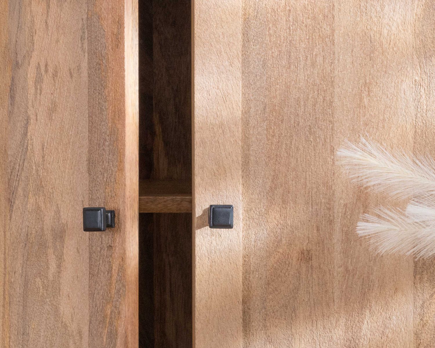 Grand vaisselier en manguier naturel et portes vitrées "Maestro" 200 cm