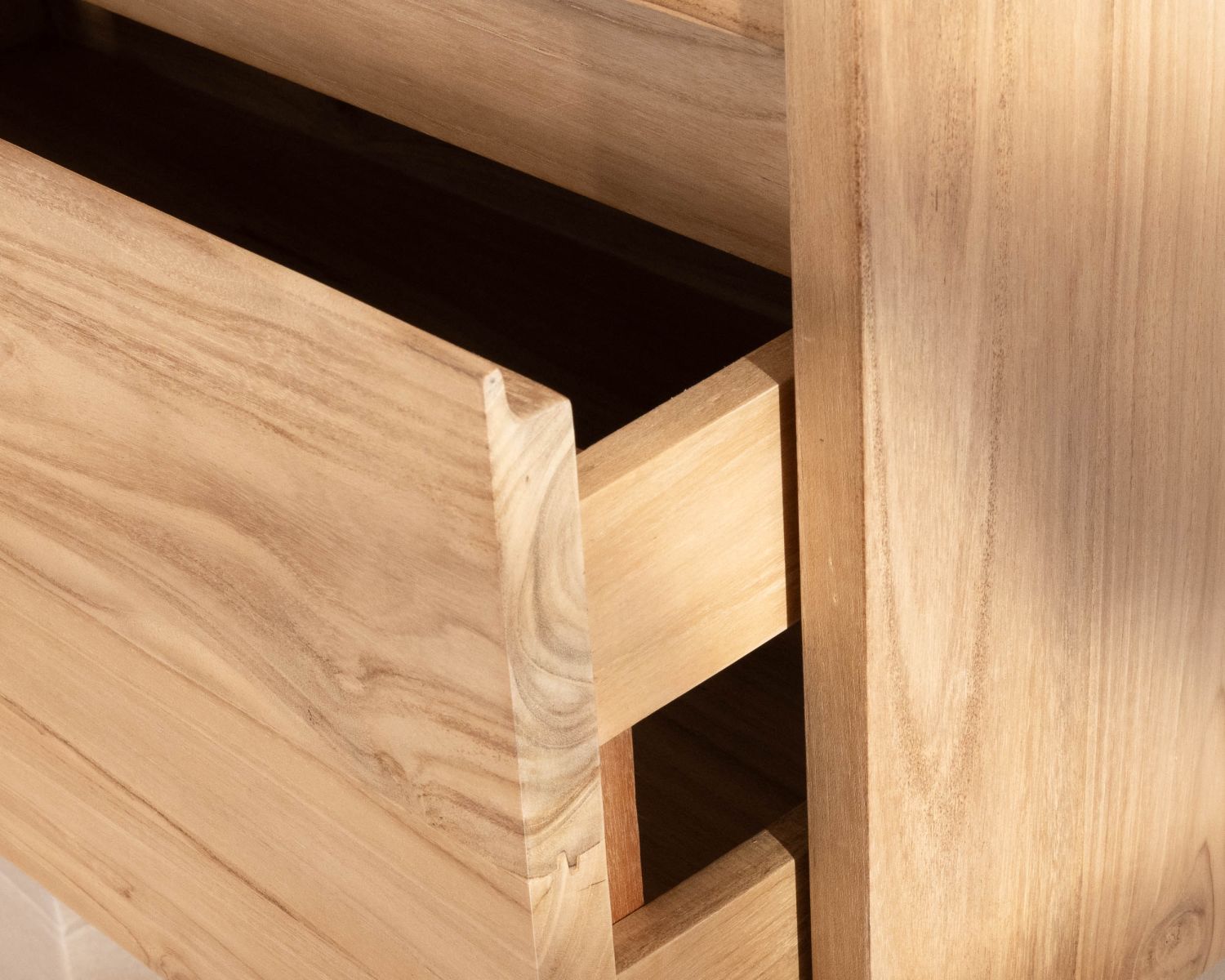 Meuble sous vasque suspendu 80 cm avec 1 tiroir "Bowdy" teck massif