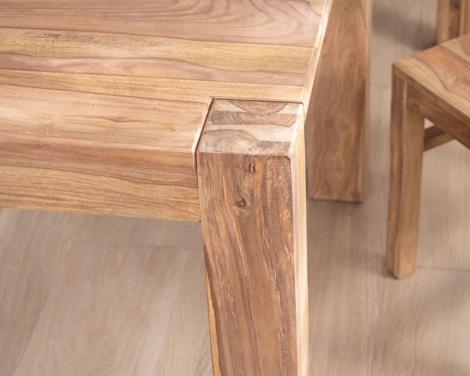 Table de salle à manger extensible en palissandre "Kalanohé" 160 cm