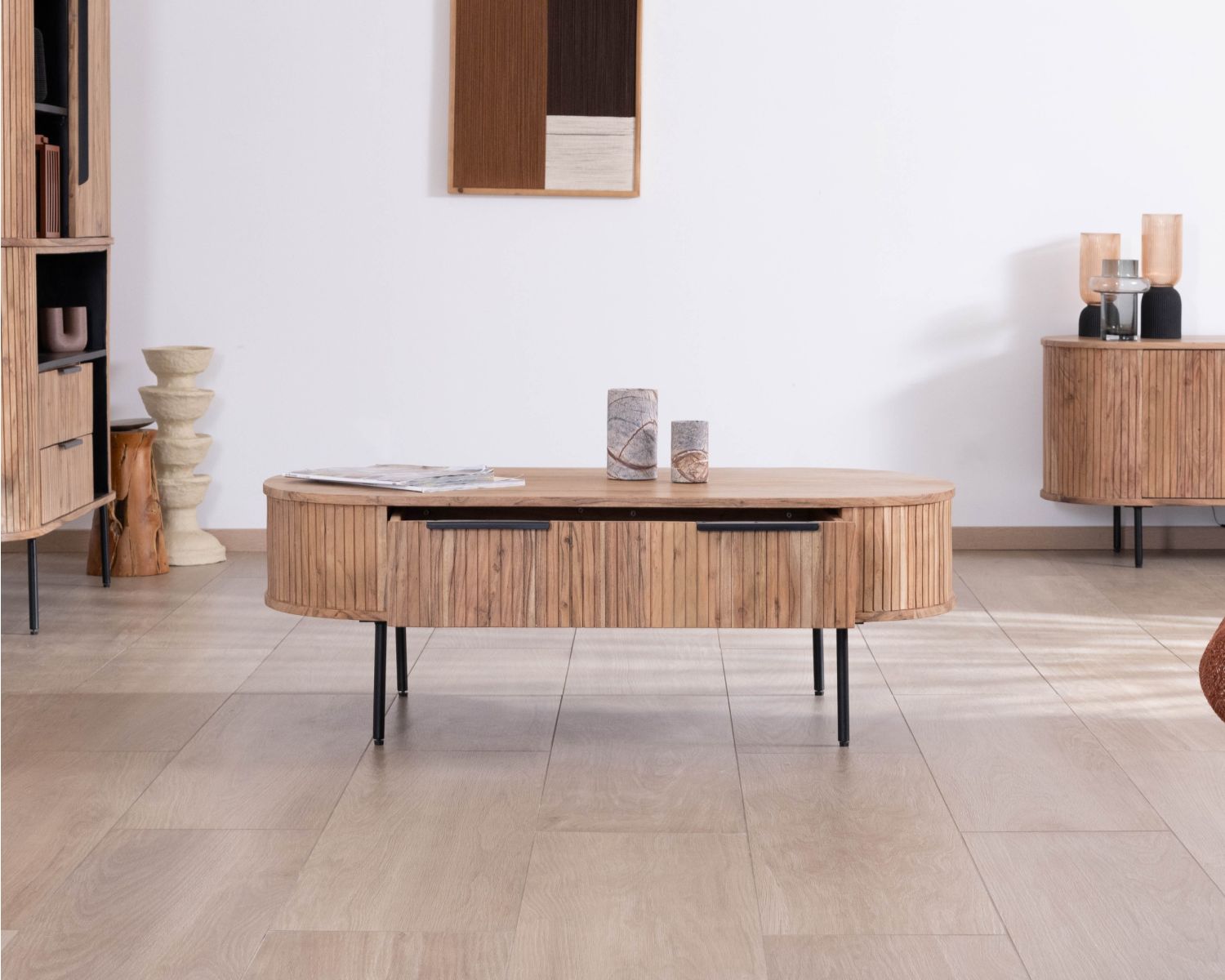 Table de salon ovale design newtro avec grand tiroir traversant "Bopee"
