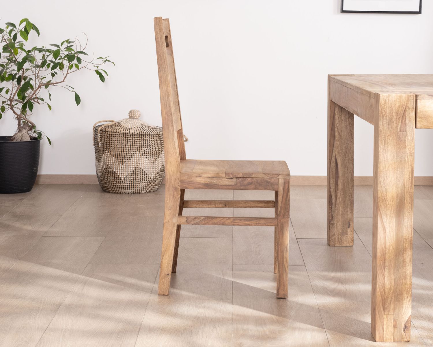 Lot de 2 chaises de repas en palissandre "Kalanohé"