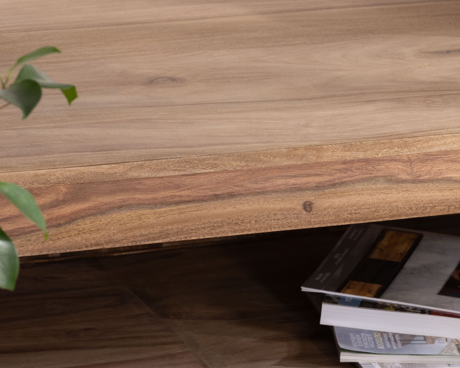 Banc TV 200 cm épuré en palissandre "Kalanohé" niche et 4 tiroirs