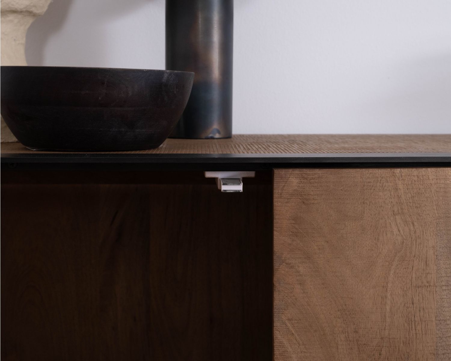 Buffet 3 portes en manguier style épuré  "Santo" 150 cm