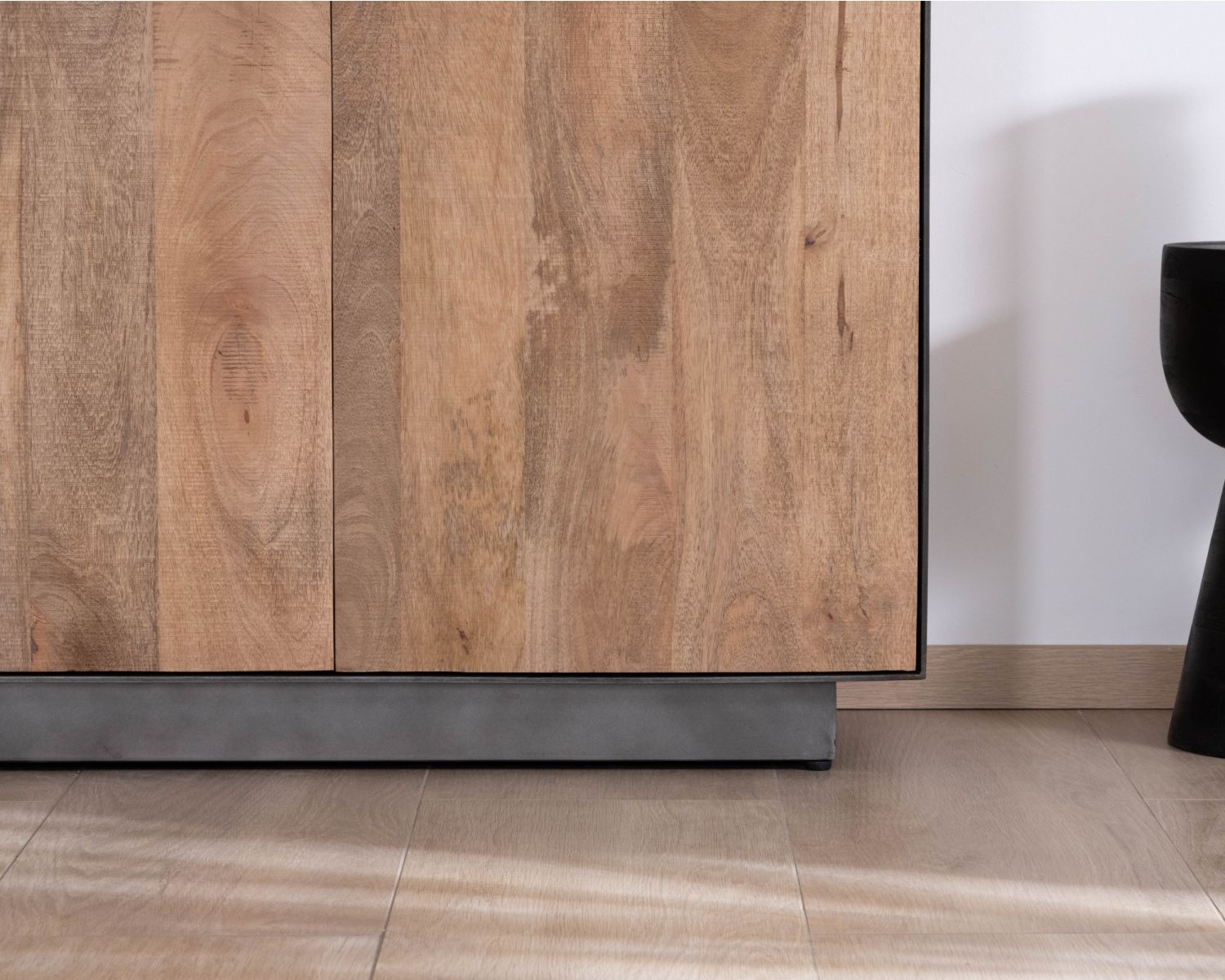 Enfilade style épuré en manguier massif "Santo" 4 portes