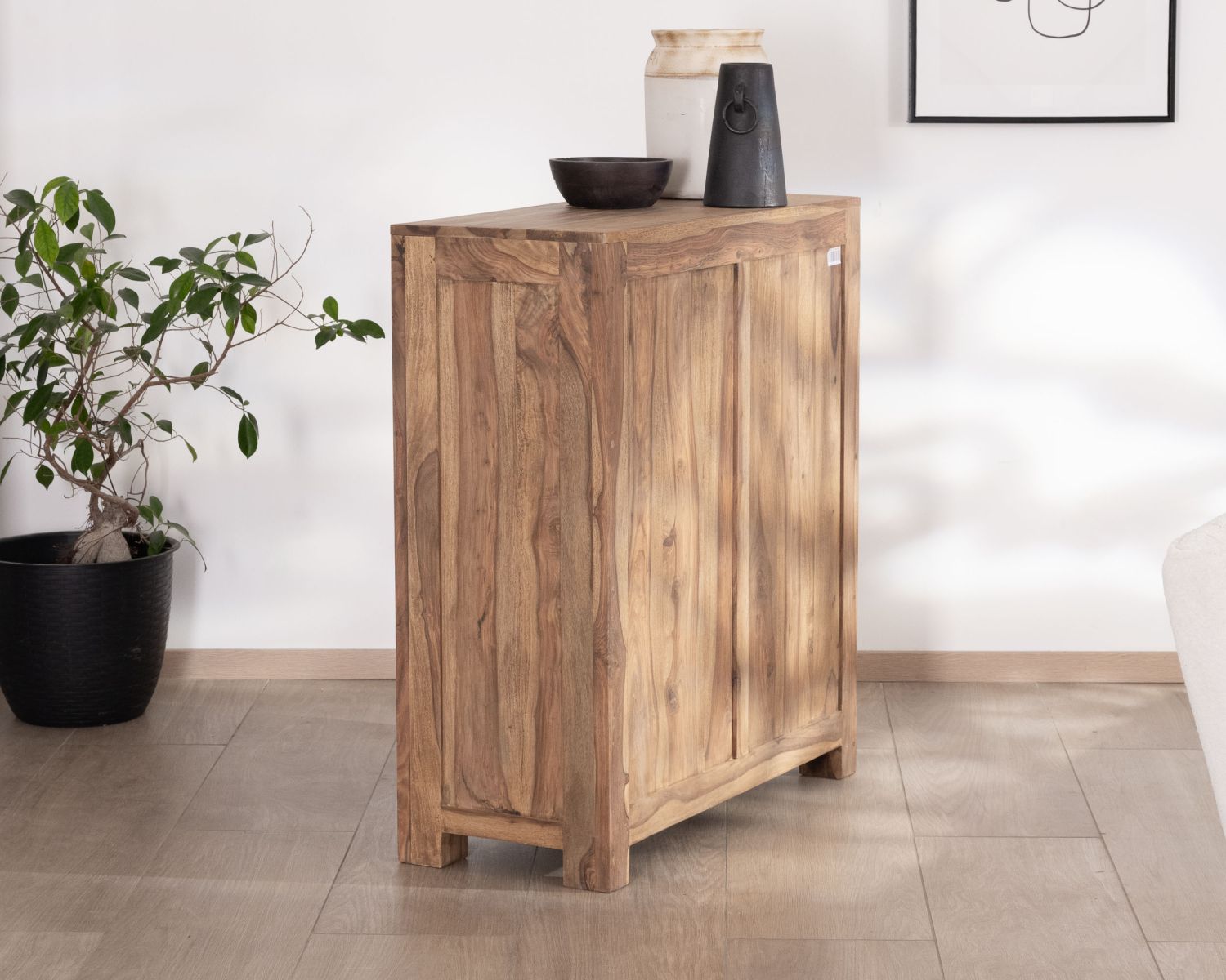 Commode en palissandre à 8 tiroirs "Kalanohé"