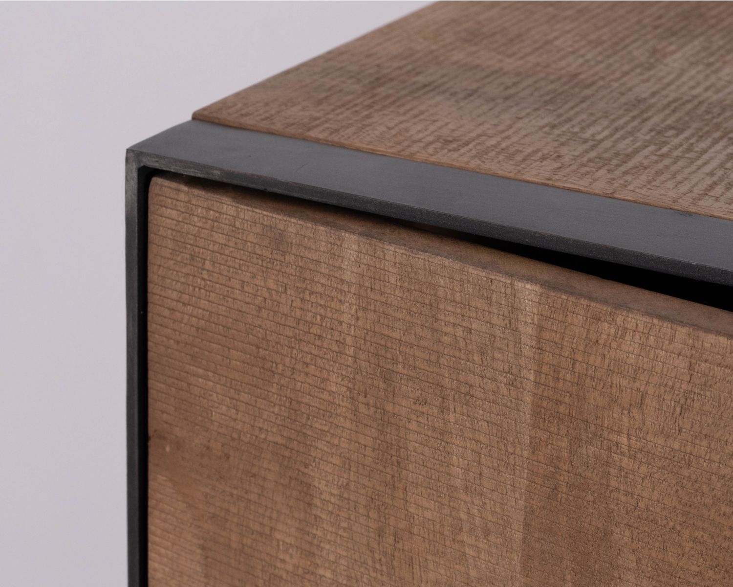 Argentier en manguier massif 2 portes "Santo" style épuré