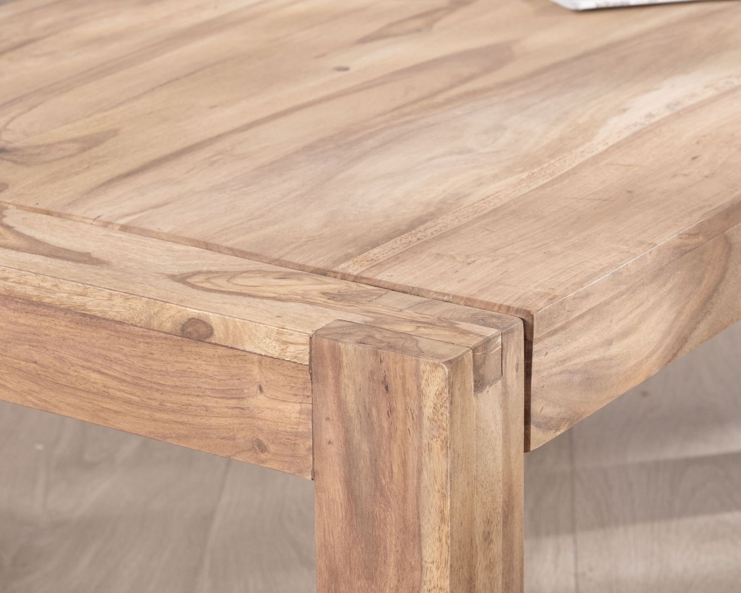 Table basse en palissandre "Kalanohé" 120 cm