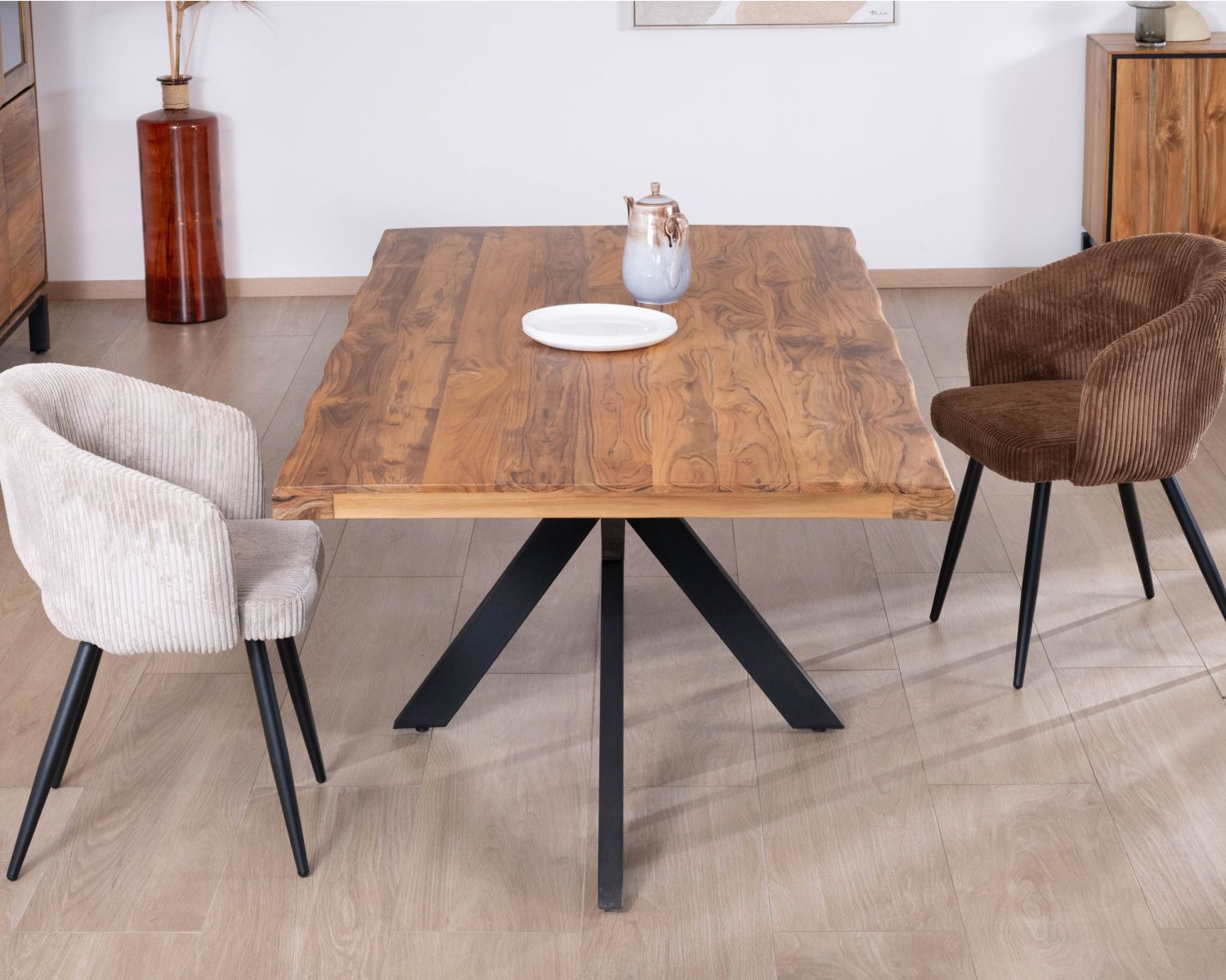 Table de repas contemporaine en bois 200 cm "Olonie" pieds croisés en métal
