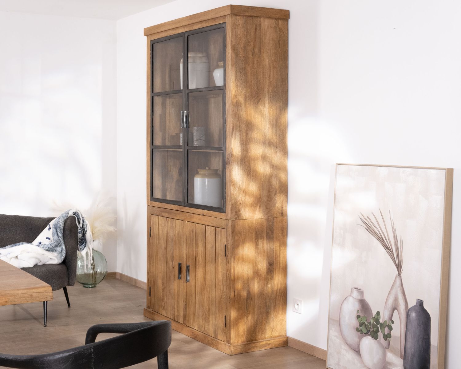 Petit vaisselier contemporain 120 cm en manguier avec portes vitrées et bois "Presolino"