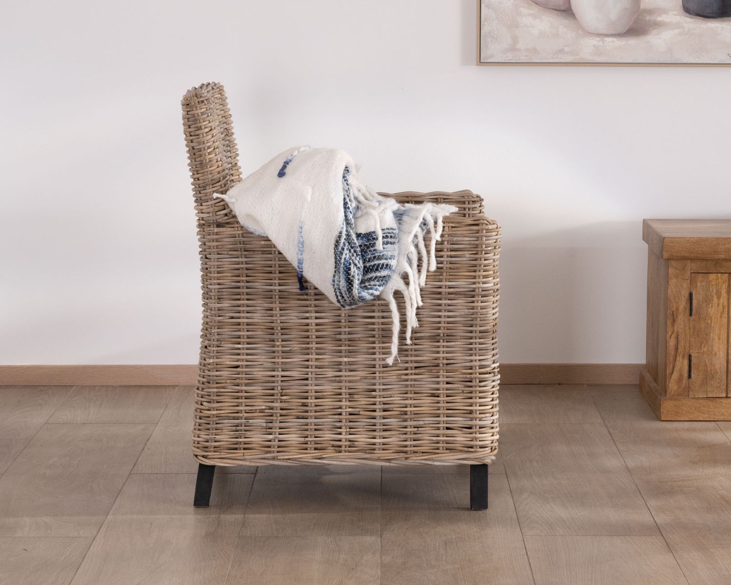 Grand fauteuil de jardin confort en kubu grisé et tissu "Balangan Beach"