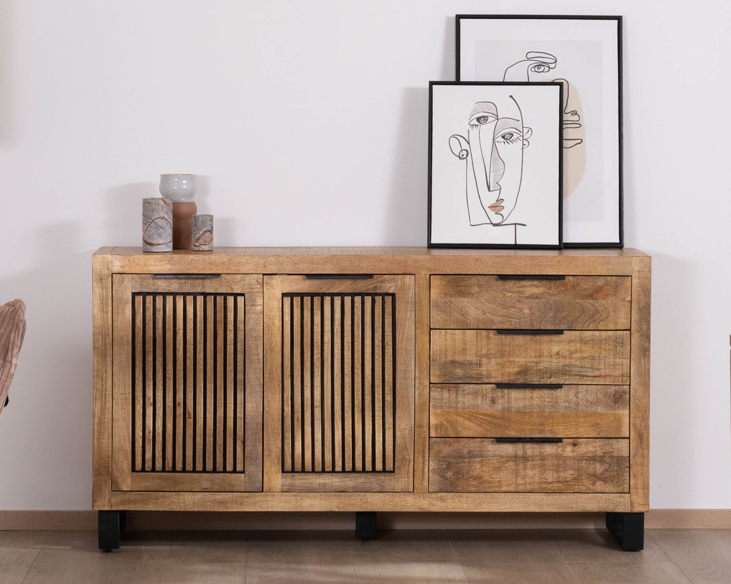 Buffet en manguier avec décor strié noir réversible "Manoha"