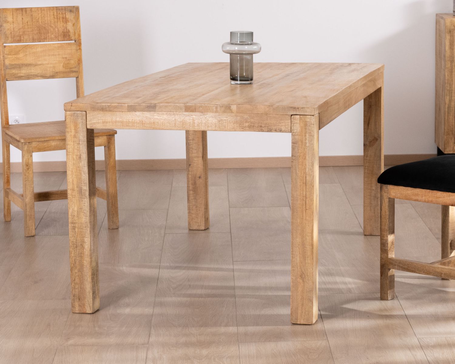 Table de repas en manguier 160 x 90 cm "Manoha"