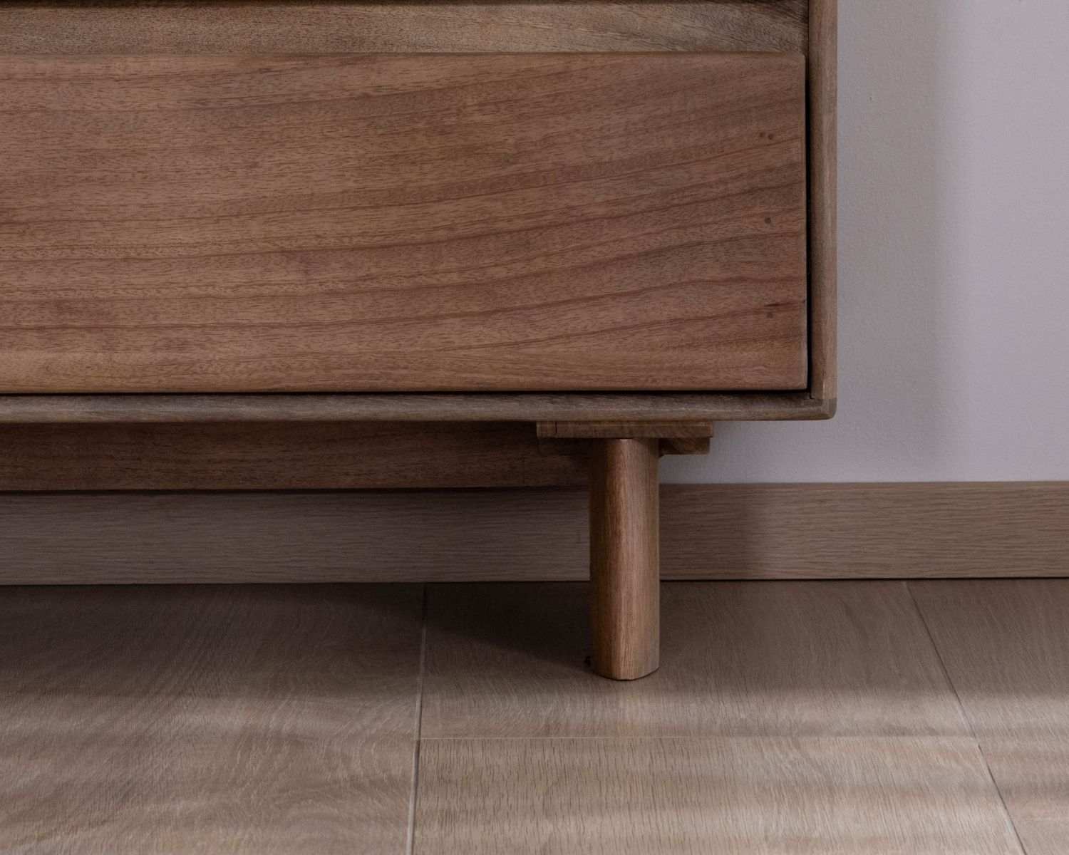 Commode esprit Japandi en manguier massif "Geta" 3 tiroirs large ouverture