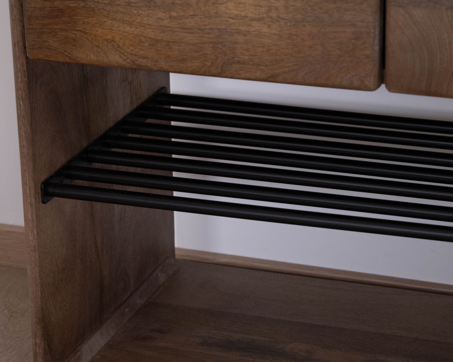 Meuble à chaussures en manguier massif "Geta" avec rangements