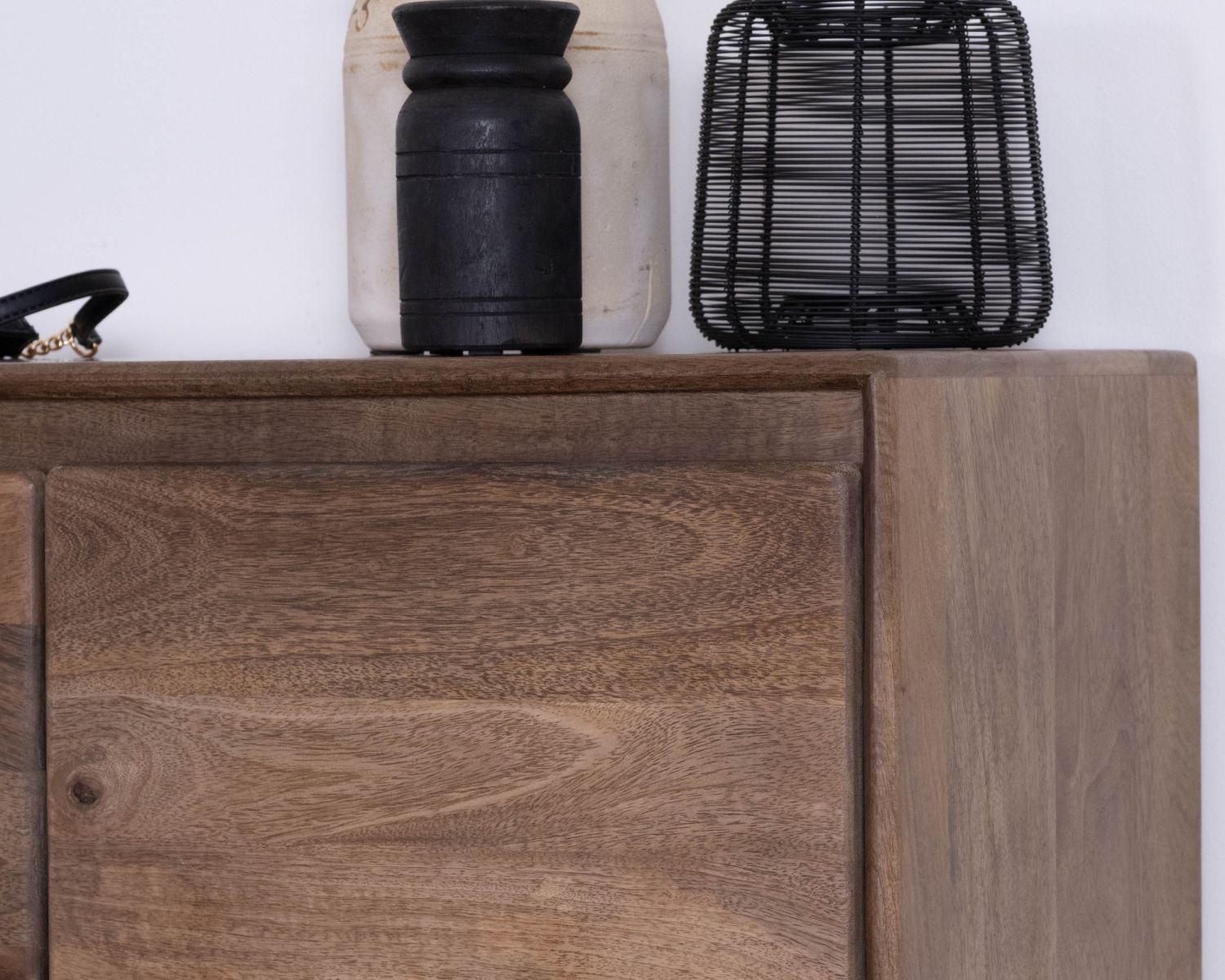 Meuble à chaussures en manguier massif "Geta" avec rangements