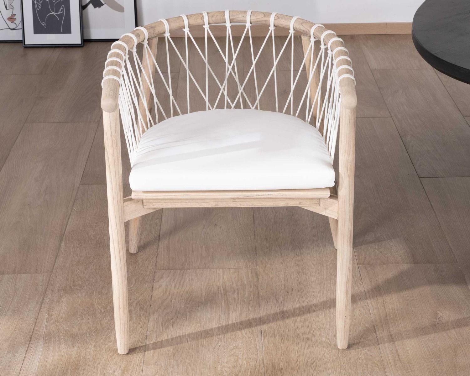 Chaise de repas en bois et corde tressée "Katue"