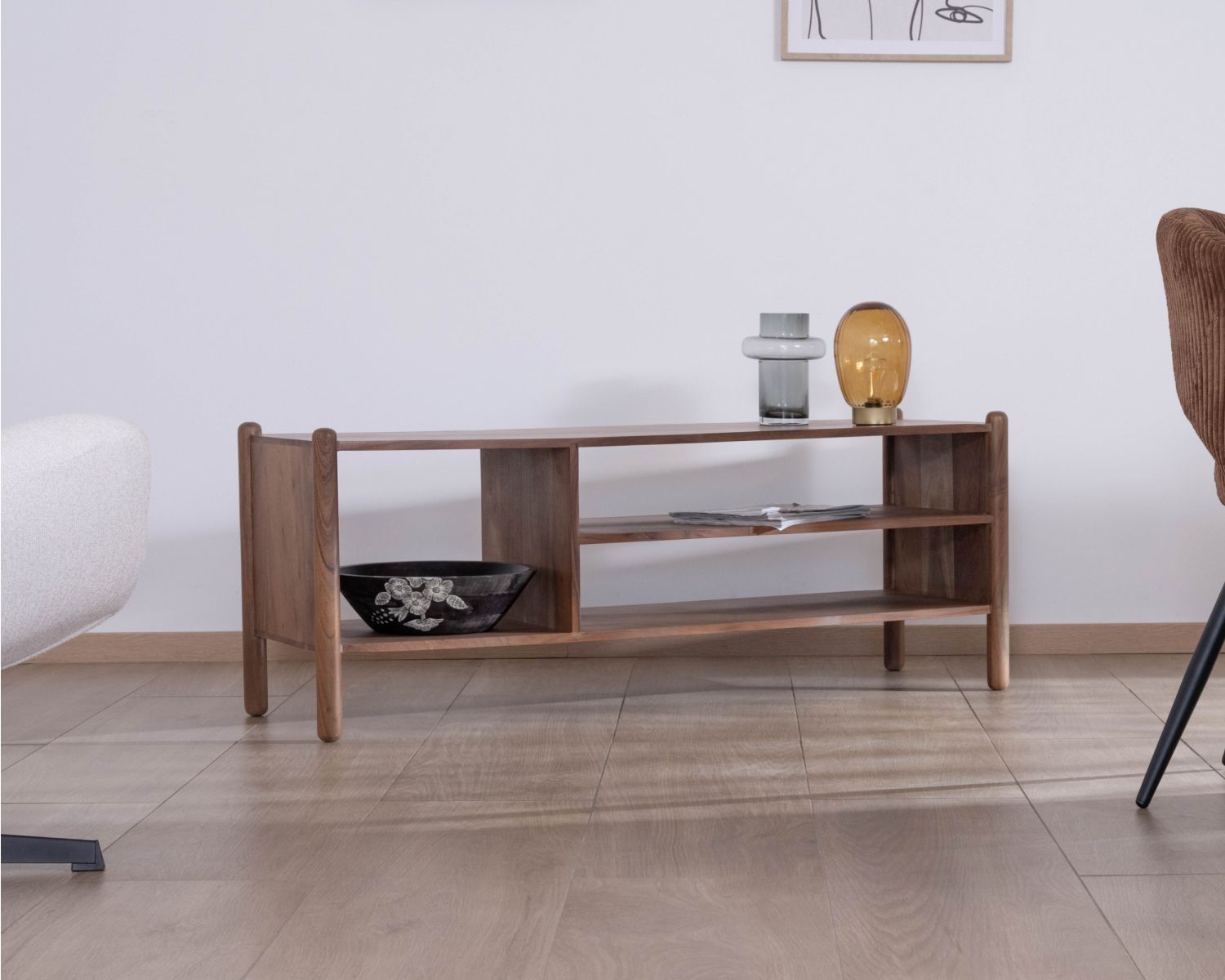 Meuble TV esprit japandi "Yona" en acacia massif 130 cm