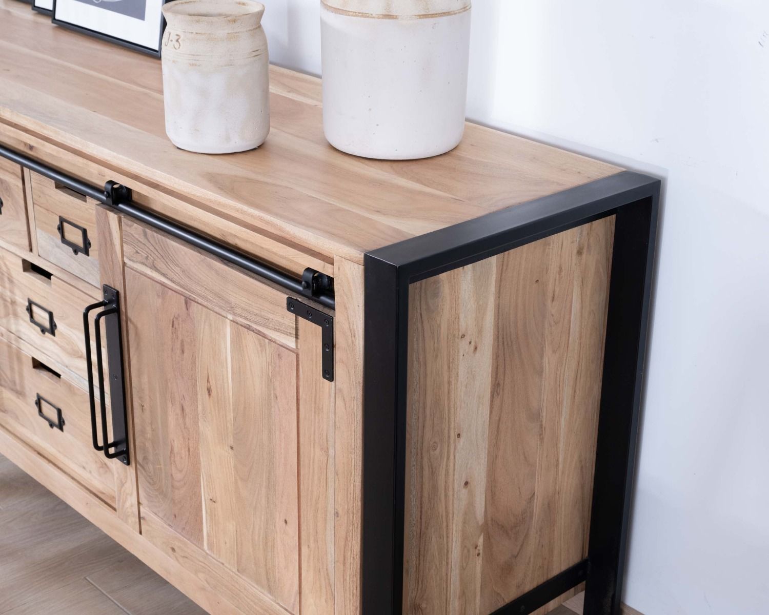 Buffet de salle à manger industriel en métal et bois 190 cm "Montréal"