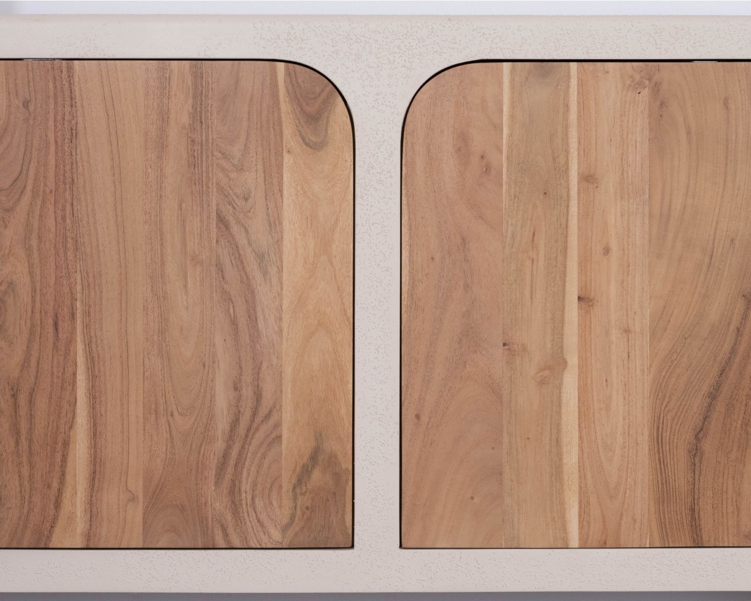 Grand buffet bas 4 portes style organique et contemporain "Miona"