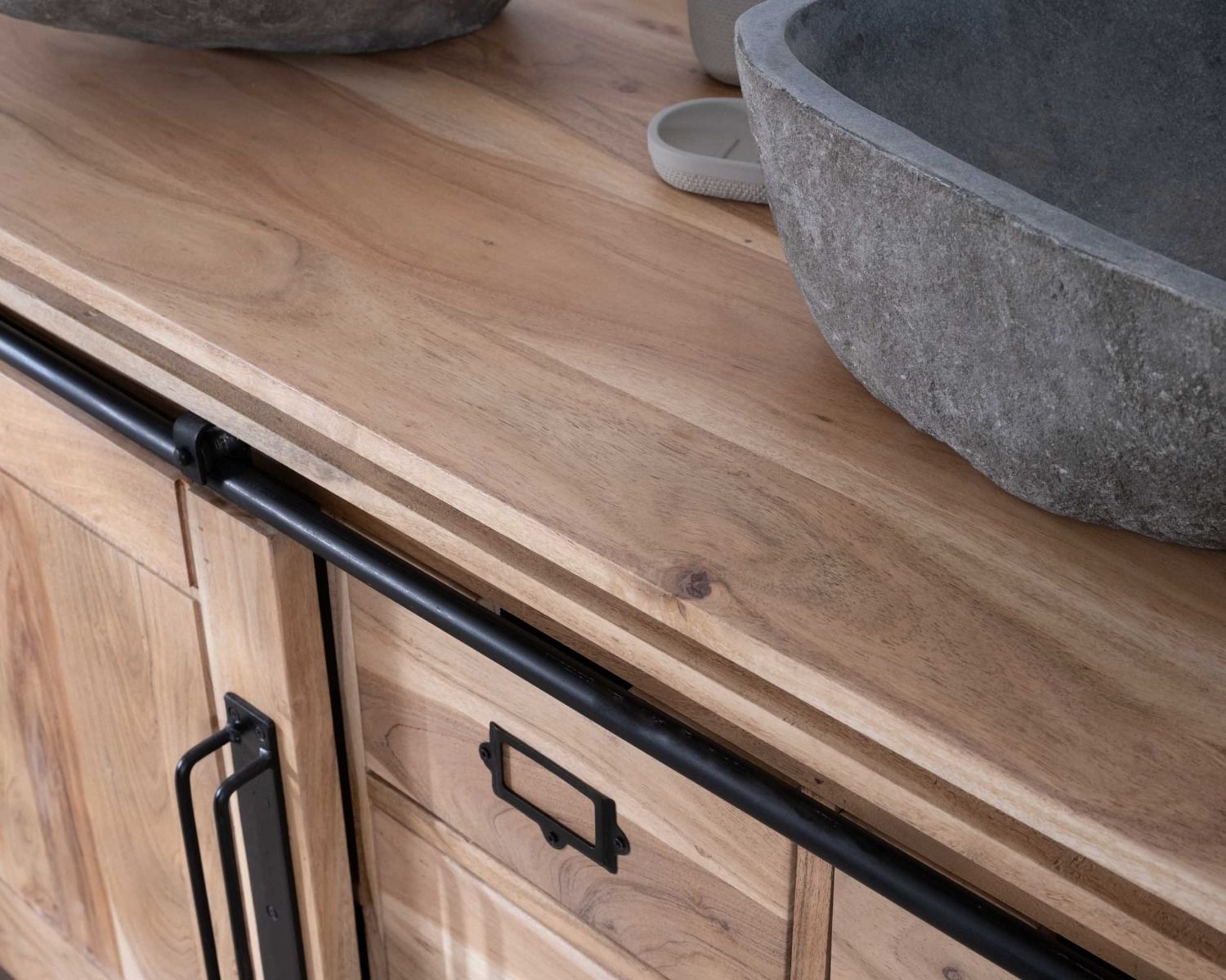 Meuble de salle de bain bois massif et pieds métal "Montréal" 150cm