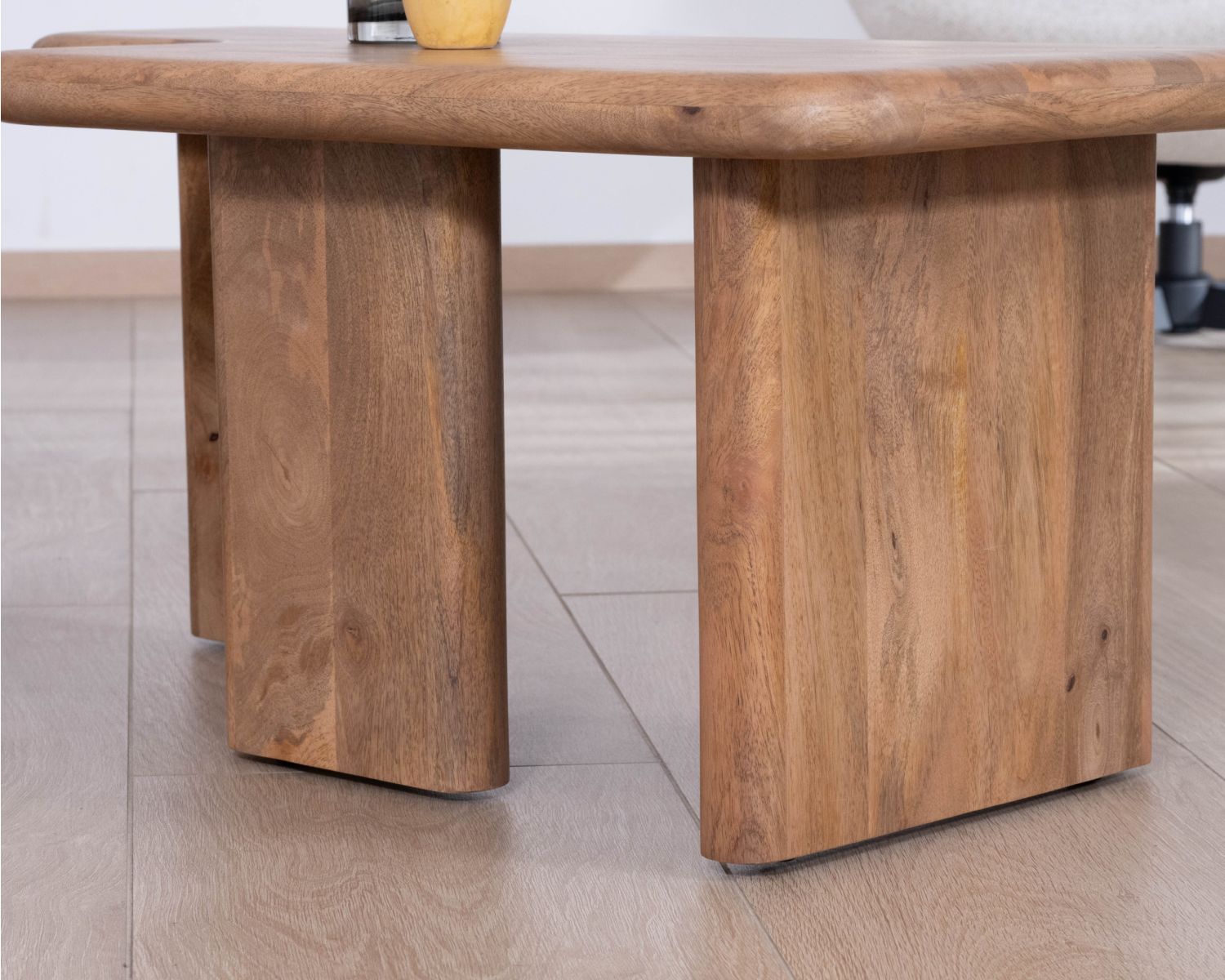 Table basse modulable en manguier "Naura" esprit organique