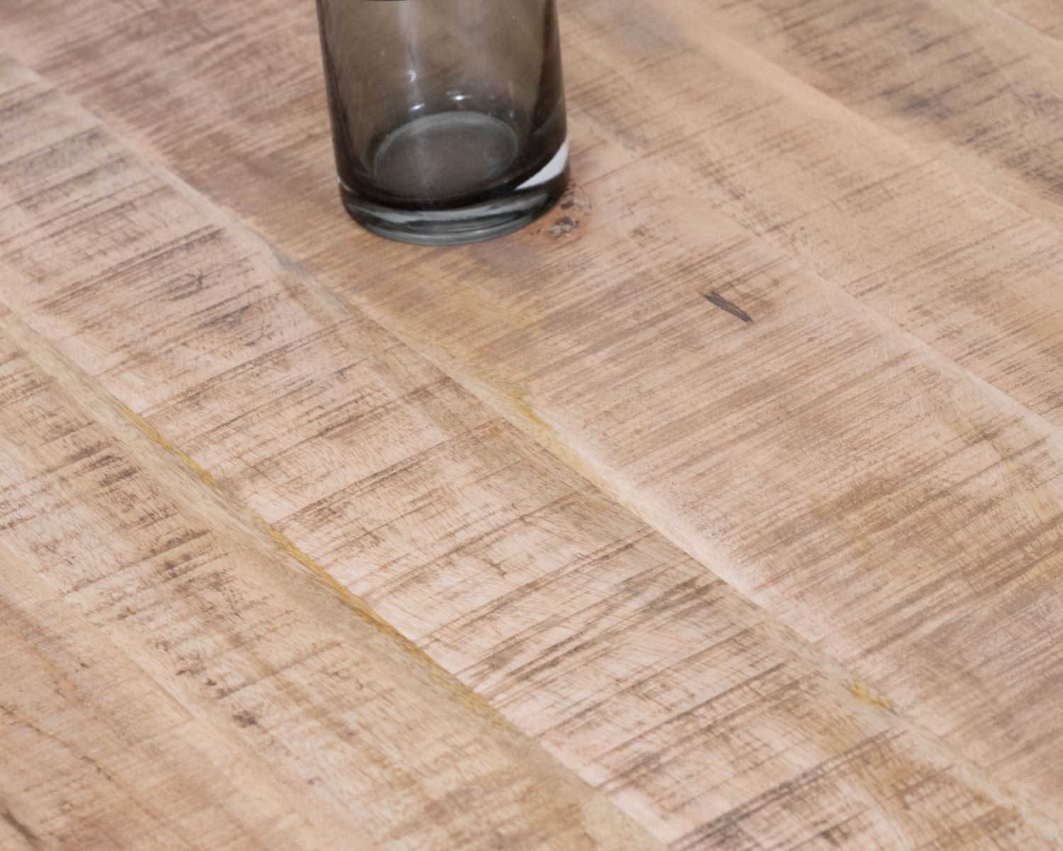 Table basse ronde double plateau en manguier massif et structure métal noir "Loopie"