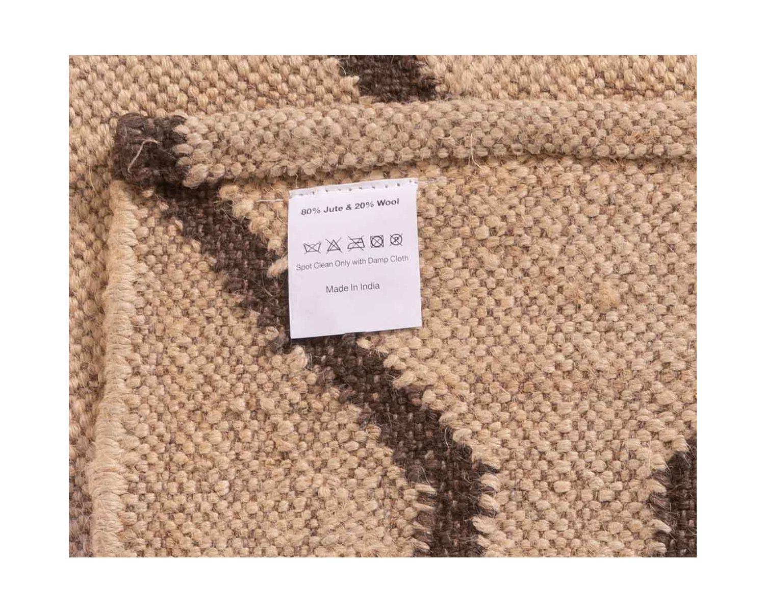 Tapis kilim beige motif berbère en laine et jute "Cocoon" format 120x180 cm