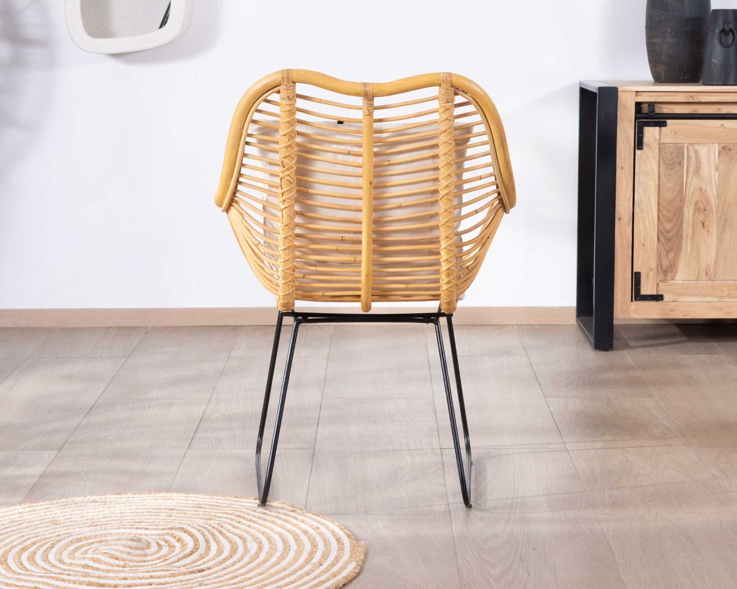 Lot de 2 fauteuils enveloppants en rotin et métal noir "Luna"