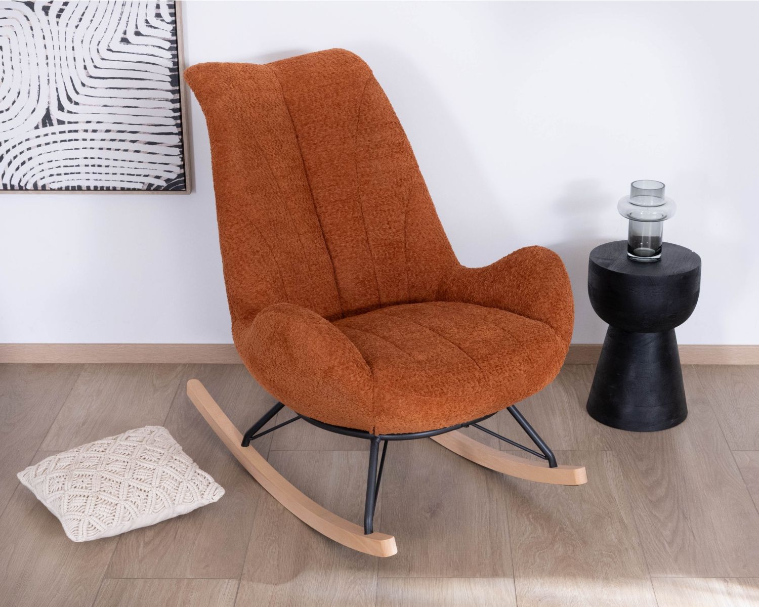 Fauteuil à bascule contemporain en tissu bouclette rouille "Calista"