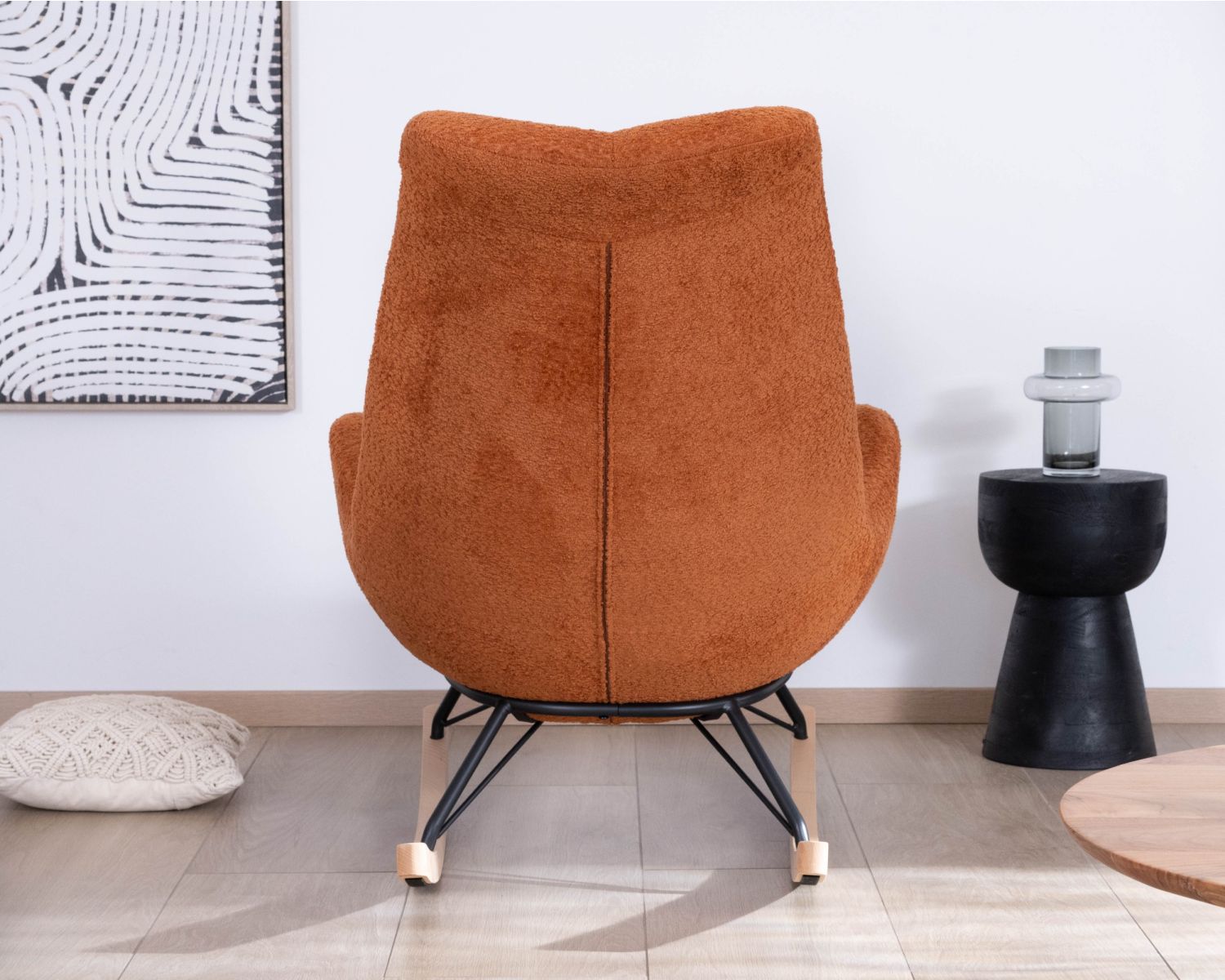 Fauteuil à bascule contemporain en tissu bouclette rouille "Calista"