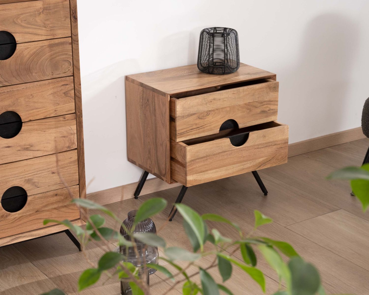 Table de chevet 2 tiroirs en acacia naturel "Spot"