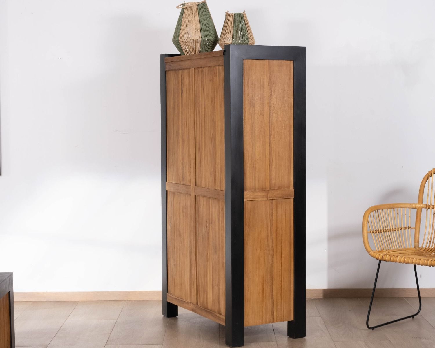 Vaisselier en teck massif recyclé "Clarke"