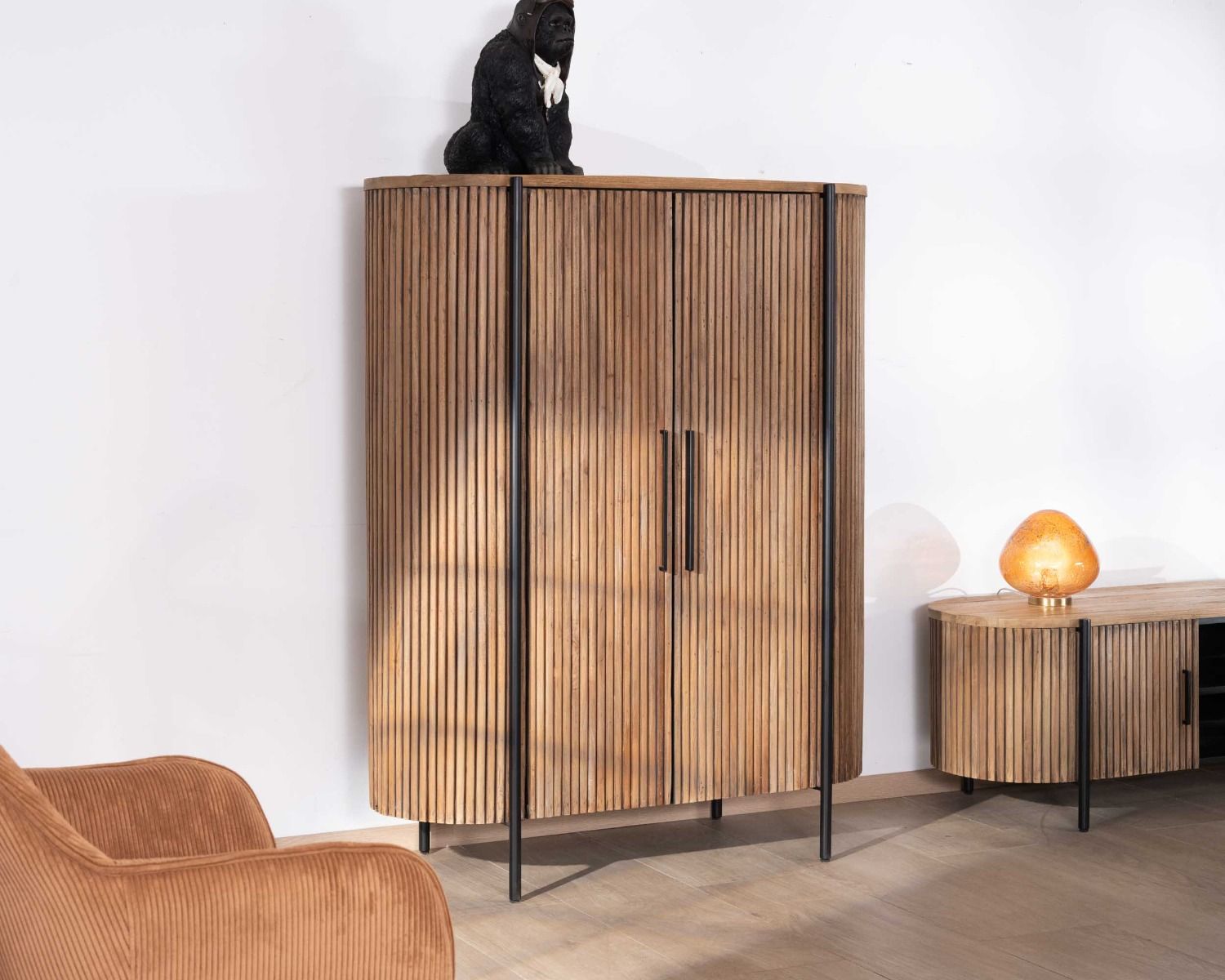 Armoirette arrondie 120 cm en bois exotiques "Troms"