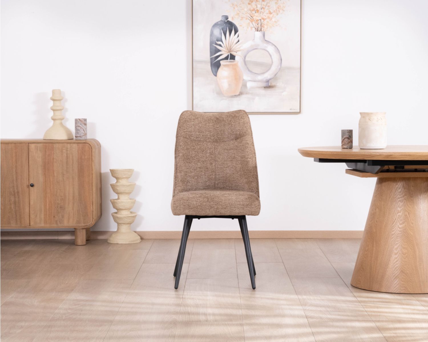 Lot de 2 chaises de repas contemporaines matelassées en tissu bouclette grège "Ondine"