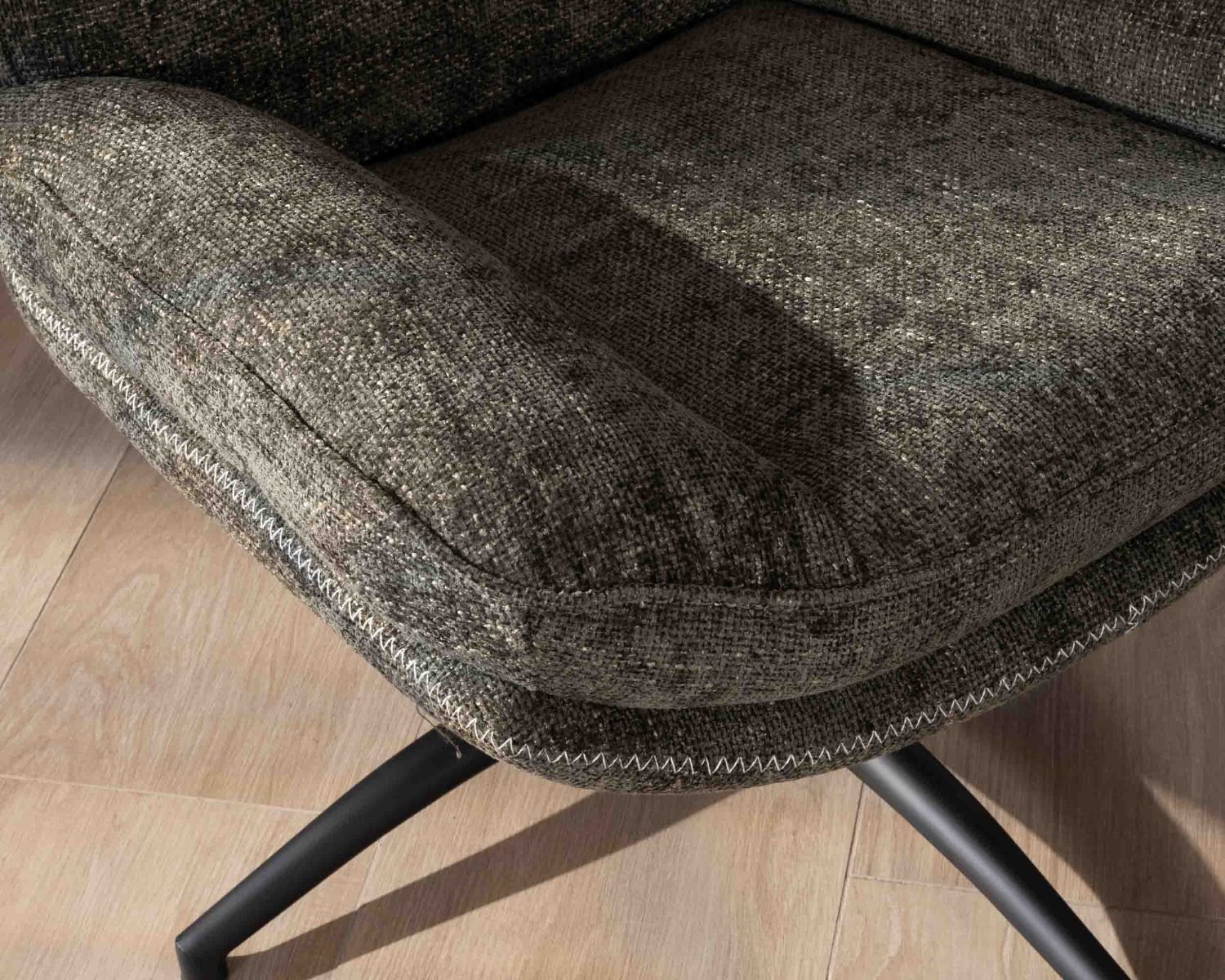 Fauteuil enveloppant avec repose-pied modulaire en tissu vert kaki "Branson"