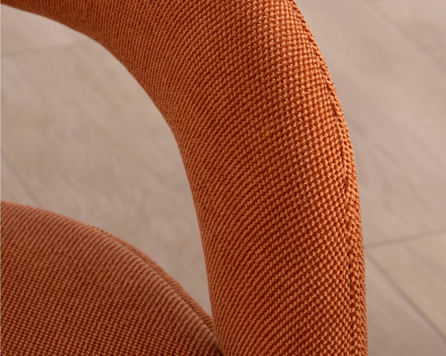 Chaise de repas design en tissu terracotta ultra confort " Amarello"