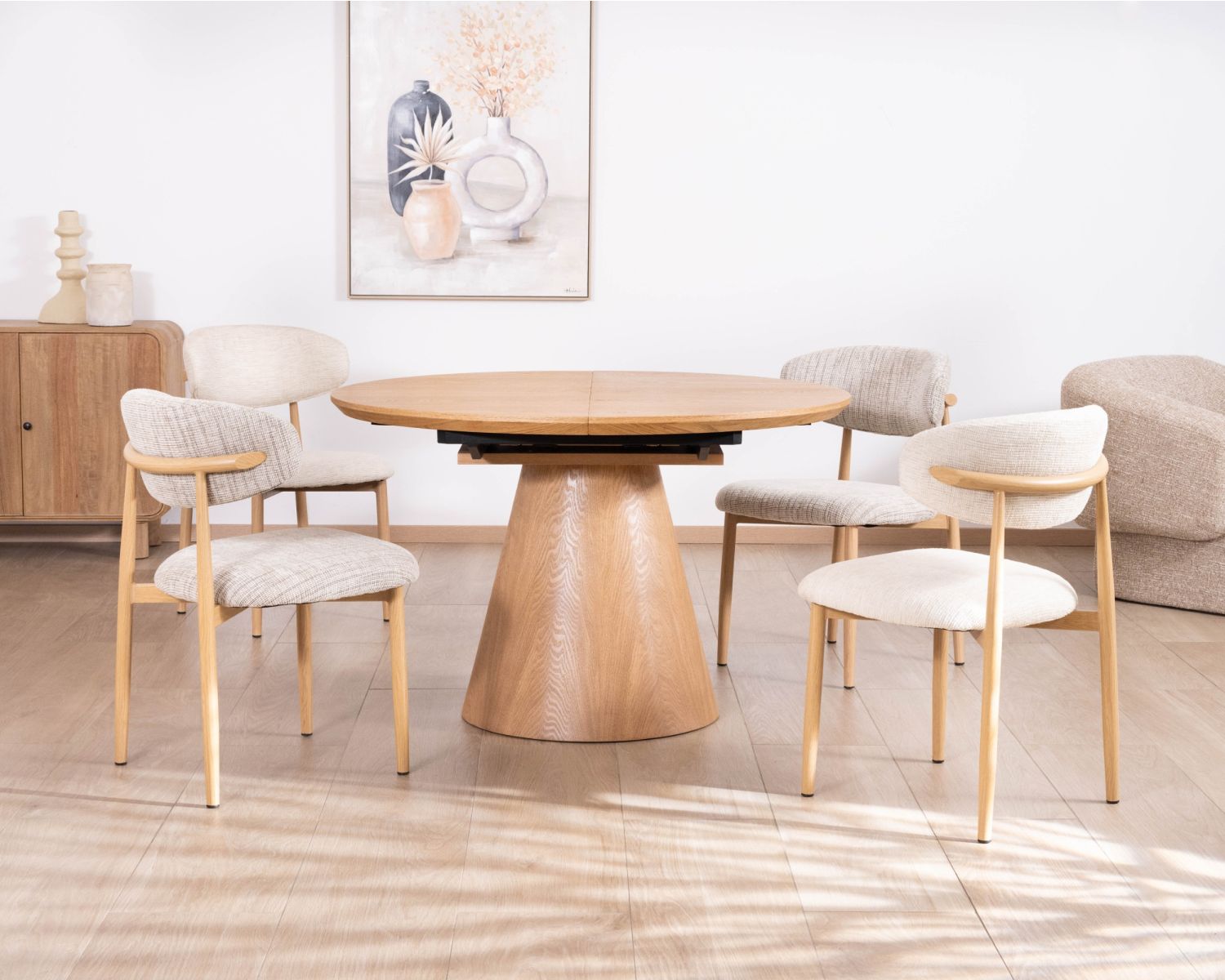 Table à manger ronde 120 cm extensible 160 cm "Oria" style épuré aspect frêne