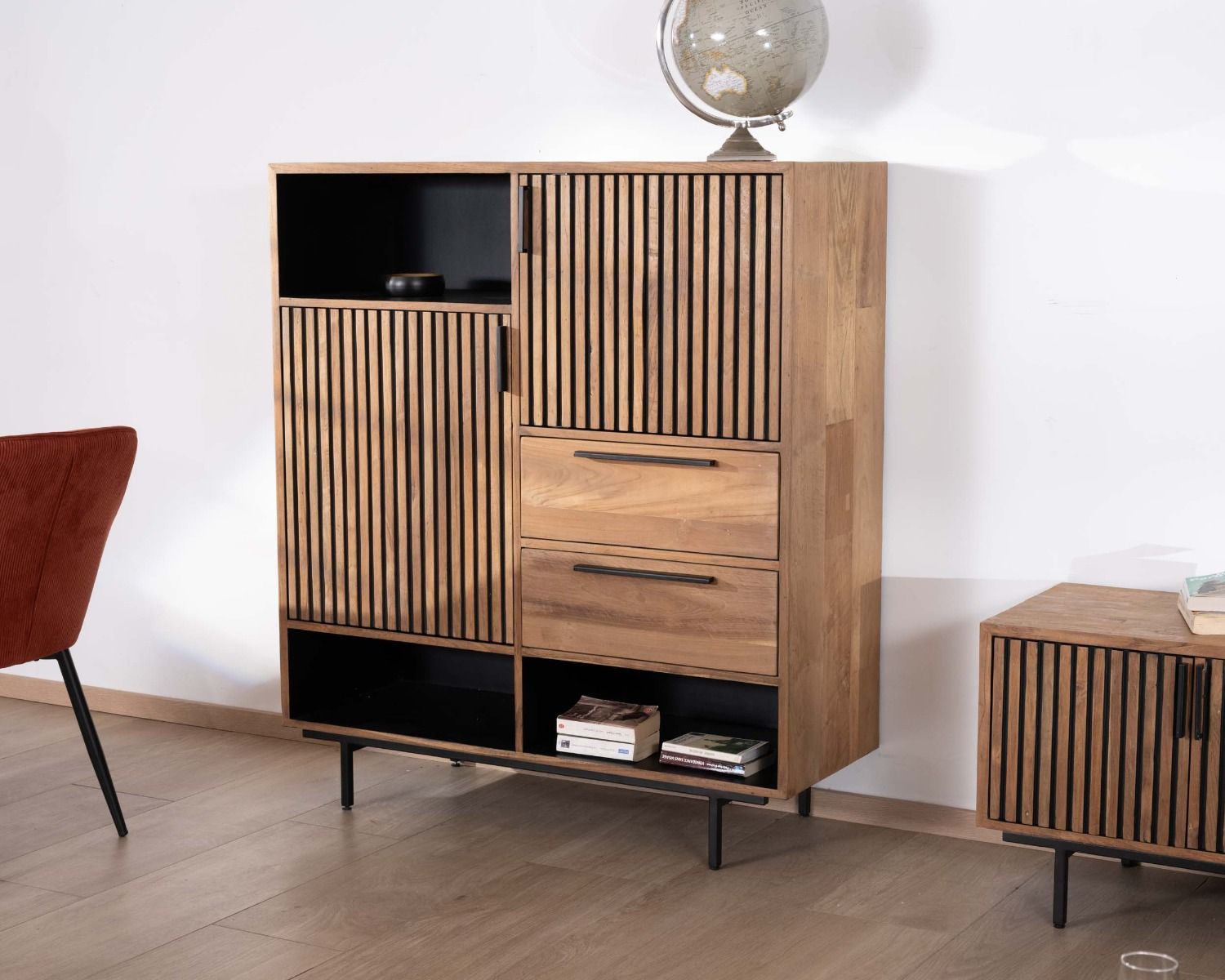 Vaisselier en teck recyclé "Opland" style rétro