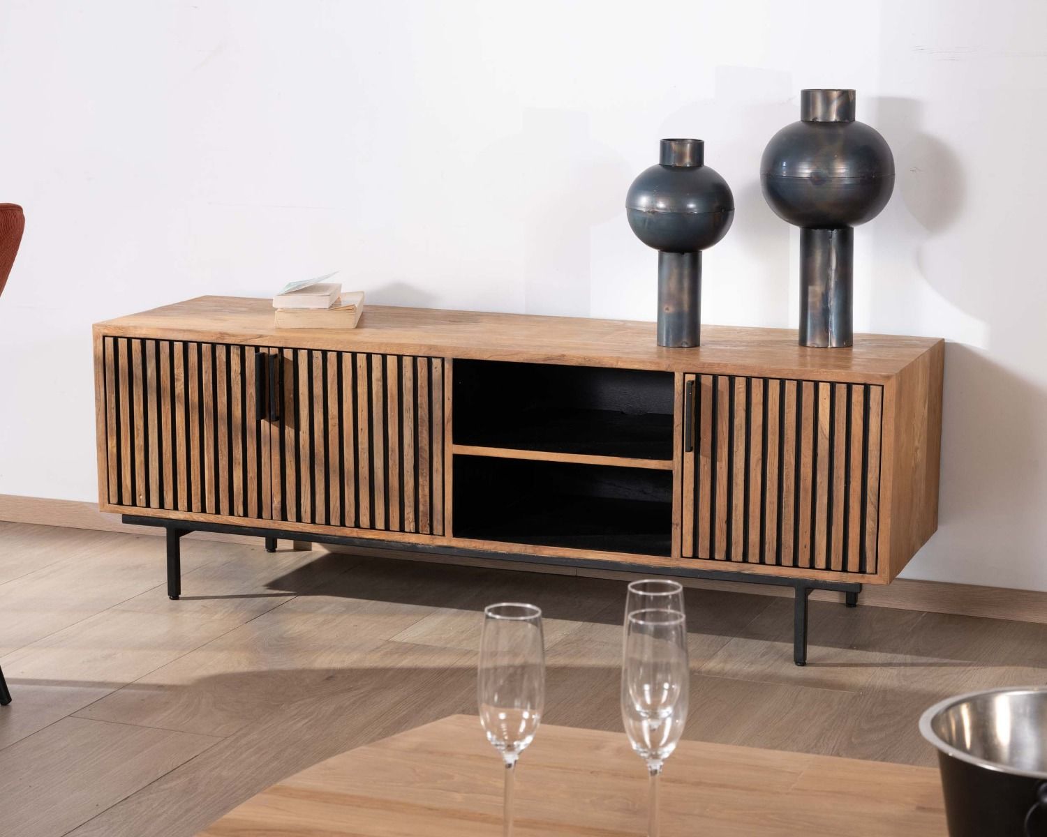 Meuble TV 3 portes en teck style rétro "Opland" 160 cm