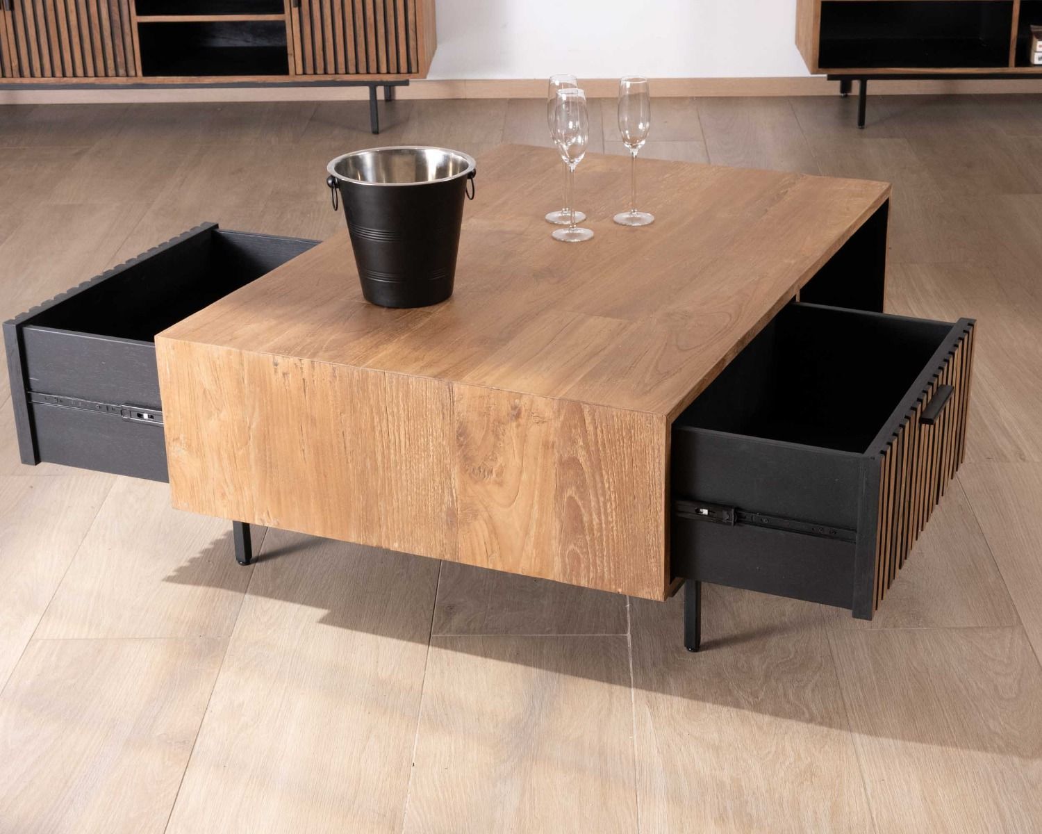 Table de salon 120 cm en teck recyclé "Opland" style rétro